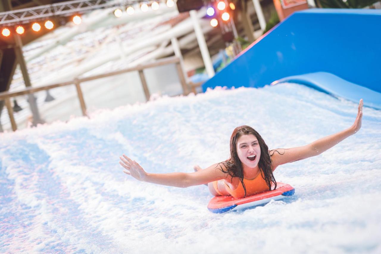 מונטיצ'לו The Kartrite Resort And Indoor Waterpark מראה חיצוני תמונה