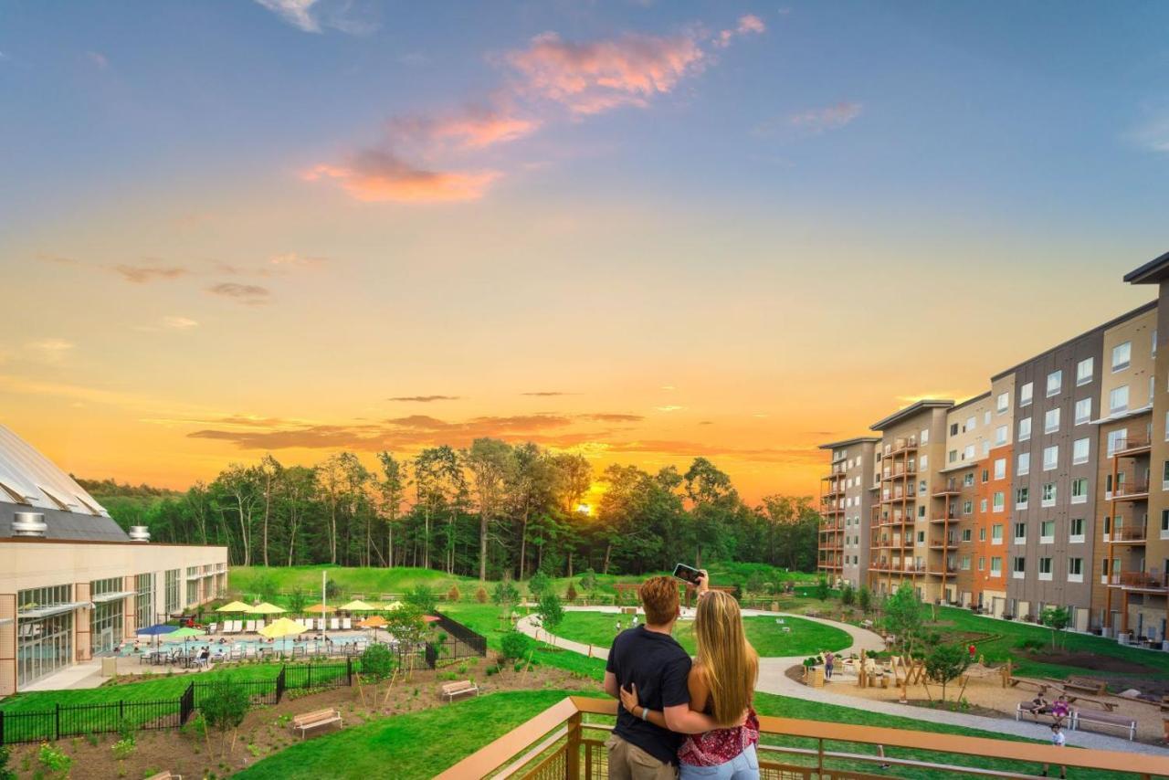 מונטיצ'לו The Kartrite Resort And Indoor Waterpark מראה חיצוני תמונה